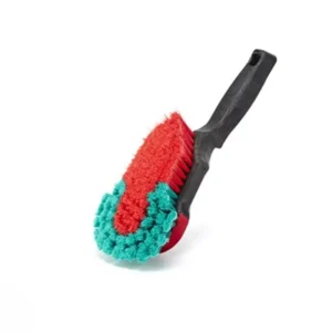 Brosse à main ergonomique